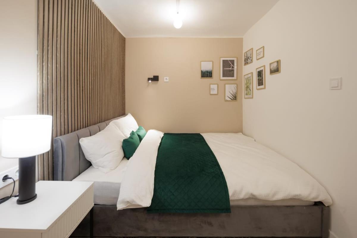 The Urban Chill Spot Harsfa Street Apartment Budapest Exterior photo